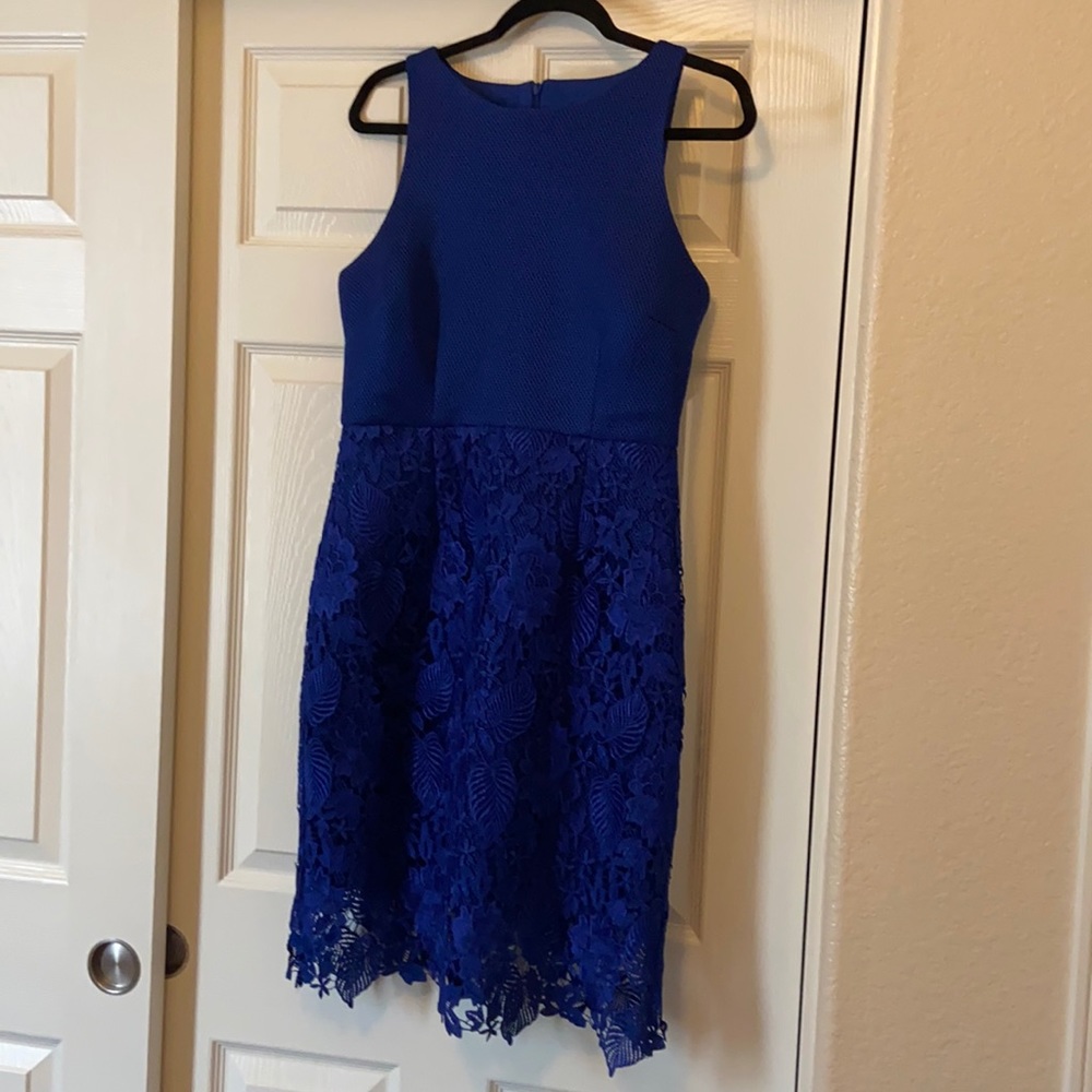 Issue New York Lace Cocktail Dress